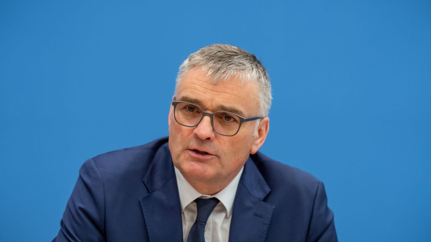 Die Bundesregierung äußert sich nun etwas klarer als bisher zum US-Vorgehen gegen Venezuela. Foto: Michael Kappeler/dpa