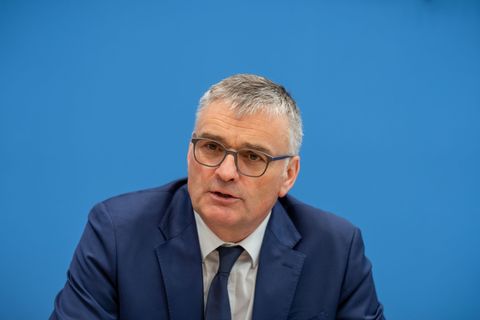 Die Bundesregierung äußert sich nun etwas klarer als bisher zum US-Vorgehen gegen Venezuela. Foto: Michael Kappeler/dpa