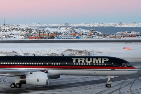 Ein Flugzeug mit Donald Trump Jr. an Bord landet in Nuuk, Grönland