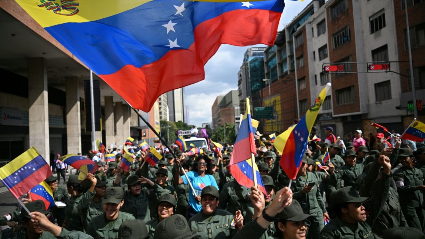 Venezolanische Soldaten in Caracas