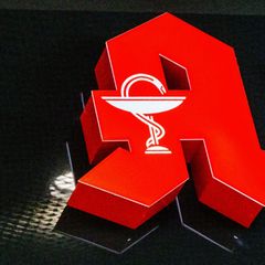 In Thüringen haben im vergangenen Jahr 13 Apotheken geschlossen - so viele wie nie zuvor. (Archivbild) Foto: Carsten Koall/dpa