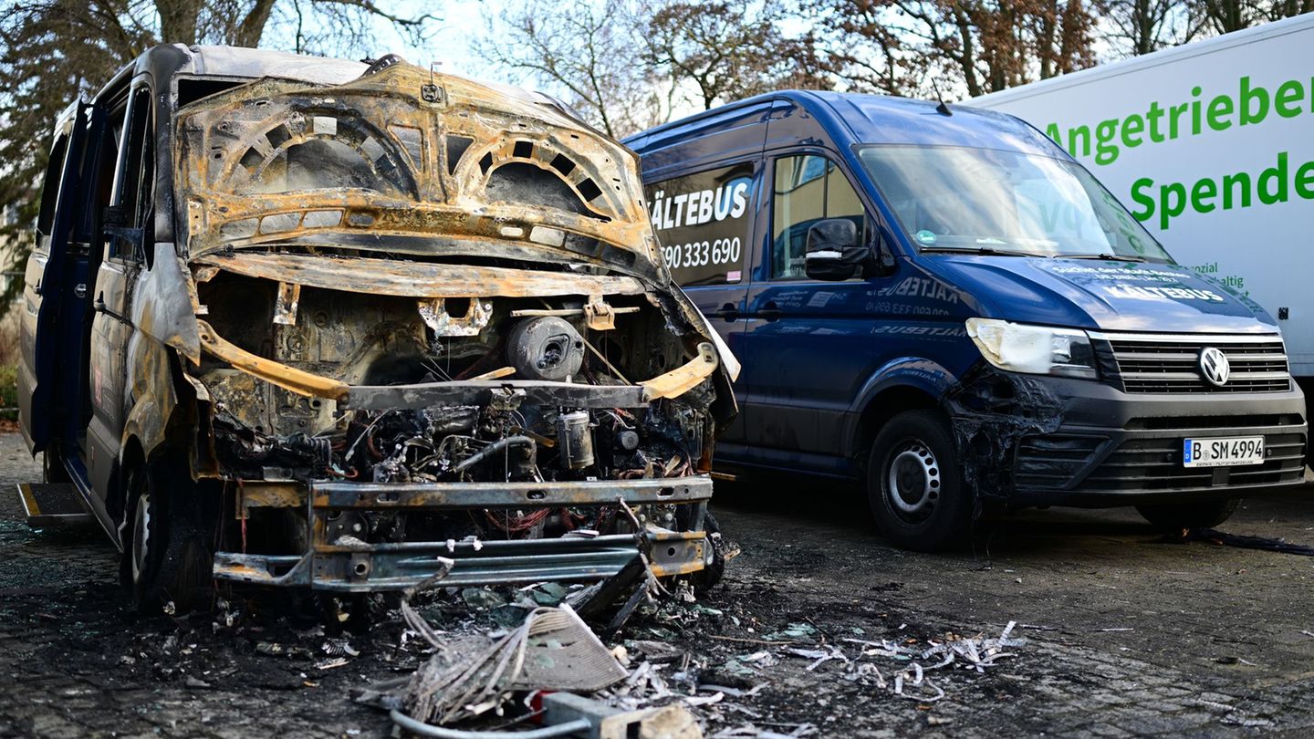 Ob die zwei mutmaßlichen Brandanschläge zusammenhängen ist noch unklar. (Archivbild) Foto: Sebastian Gollnow/dpa