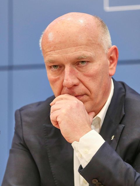 Spiel, Satz, Stromausfall: Die verstörende Tennisstunde des Kai Wegner