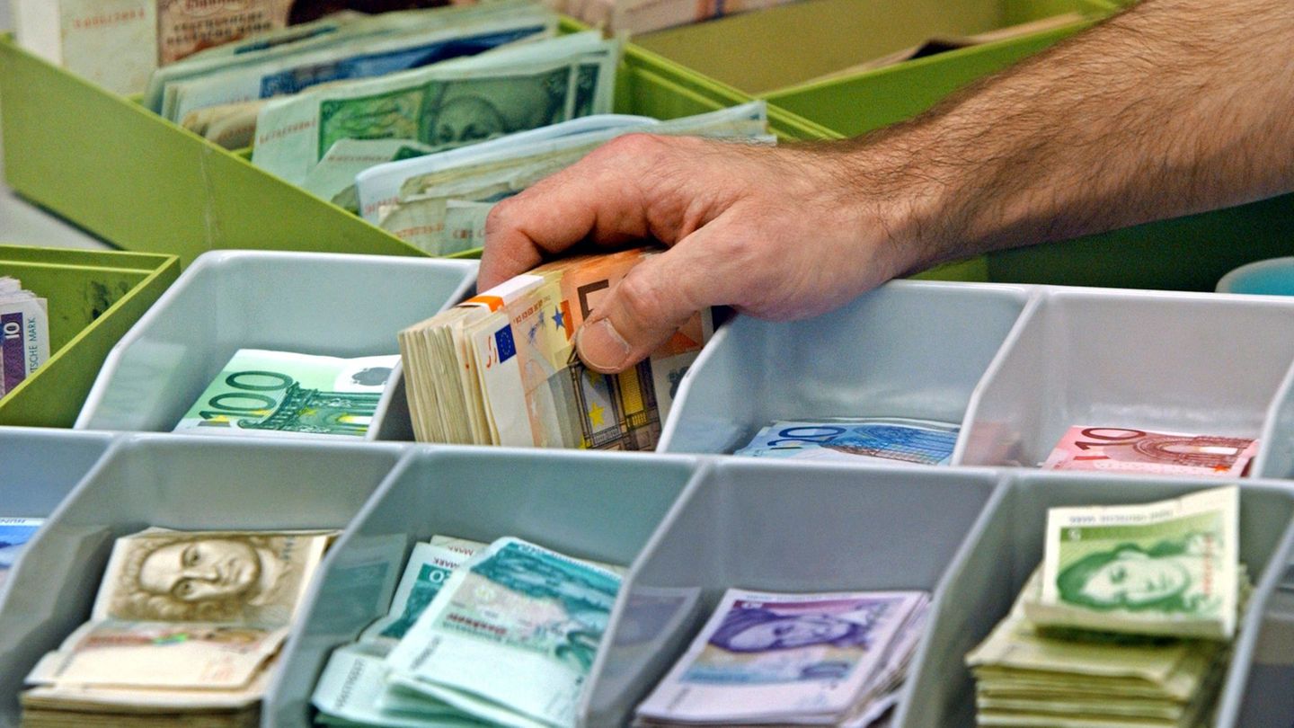 Deutschland gehört zu den Ländern im Euroraum, in denen der Umtausch der alten nationalen Währung in Euro zeitlich unbegrenzt mö