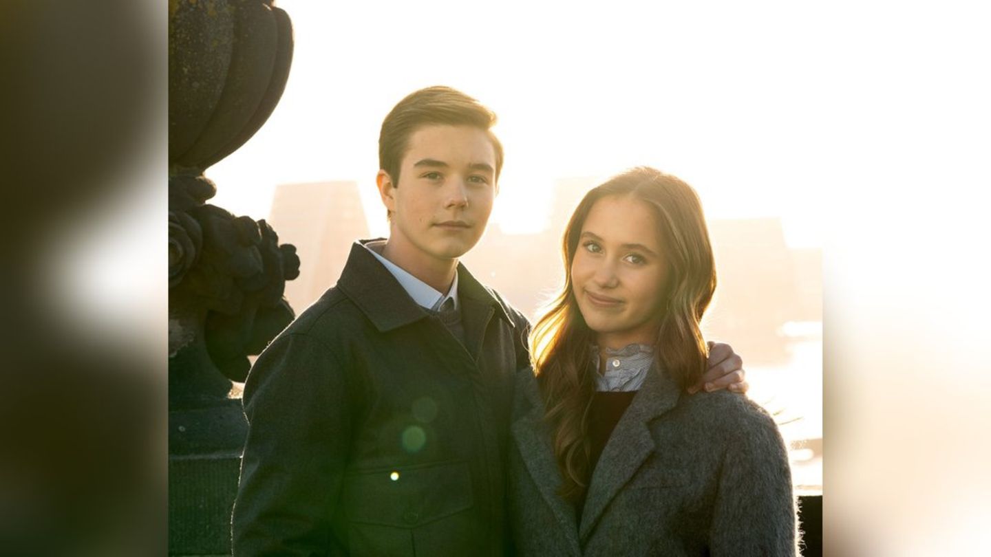 Im Sonnenschein und Arm in Arm: Das dänische Zwillingspaar Prinz Vincent und Prinzessin Josephine ist 15 Jahre alt geworden.