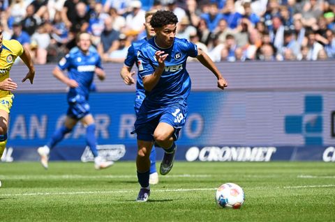 Louey Ben Farhat musste beim KSC zuletzt lange zuschauen. (Archivbild) Foto: Uli Deck/dpa