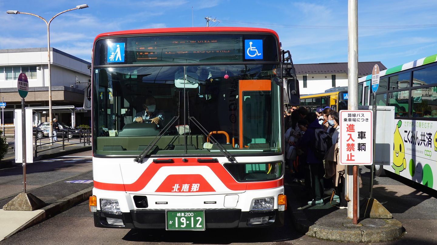 Ein japanischer Bus