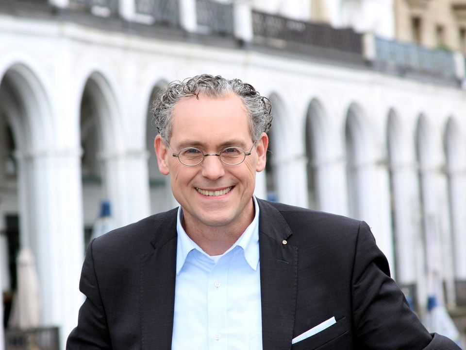 Frank Böttcher: Der Klimaexperte lächelt in die Kamera