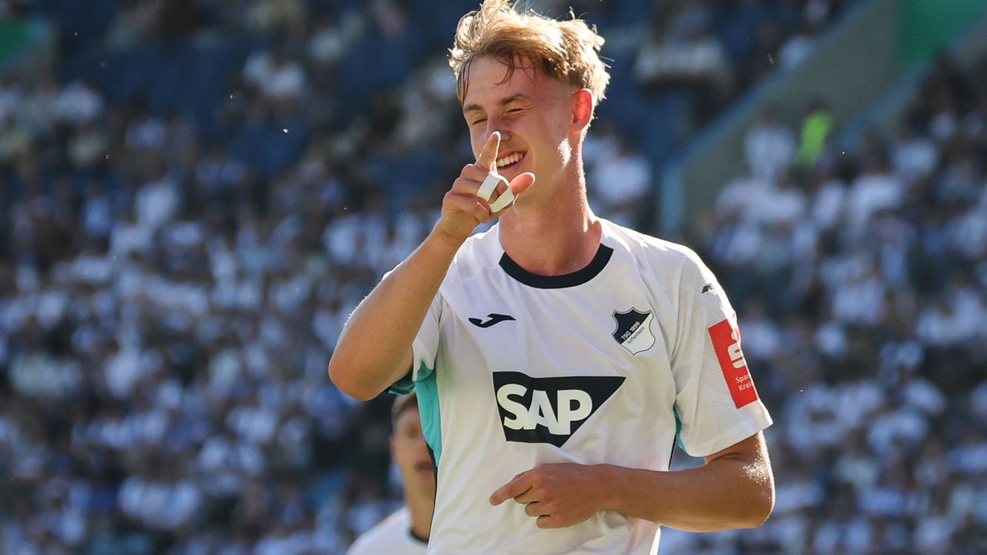 Max Moerstedt hat seinen Vertrag bei der TSG Hoffenheim verlängert. (Archivbild) Foto: Christian Charisius/dpa