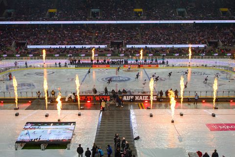 Vor drei Jahren fand das Winter Game in Köln statt, diesmal wird in Dresden gespielt. (Archivbild) Foto: Christopher Neundorf/Ki