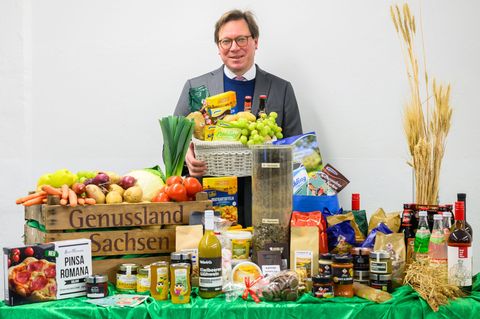 Landwirtschaftsminister Georg-Ludwig von Breitenbuch (CDU) besucht die Grüne Woche zum Auftakt am 19. Januar. Foto: Robert Micha