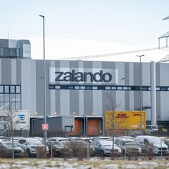 Ex-Ministerpräsident Bodo Ramelow übt massive Kritik an Zalando. Foto: Jacob Schröter/dpa