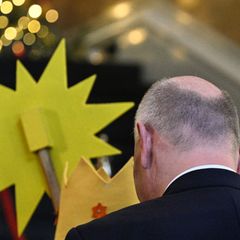 Berlins Regierender Bürgermeister Kai Wegner (CDU) steht wegen seines Krisenmanagements während des Stromausfalls unter Druck. F