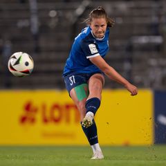 Kapitänin Emilie Bernhardt wechselt von Potsdam nach Bern. (Archivbild) Foto: Soeren Stache/dpa