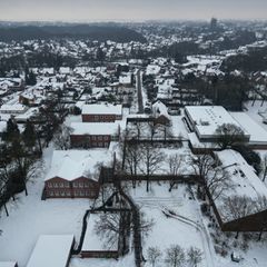 In Leer fällt Donnerstag und Freitag die Schule aus. Foto: Lars Penning/dpa