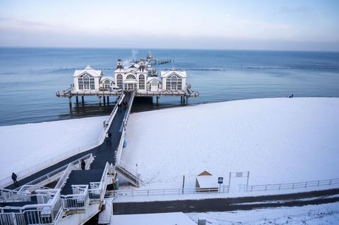 Sie haben Winterbilder für uns, so wie dieses hier vom Ostseebad Sellin? Dann senden Sie es uns.