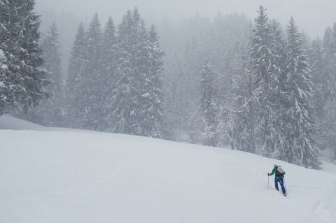 Noch lässt der Winter auf sich warten. In höheren Lagen muss aber schon mit Neuschnee gerechnet werden. Der Alpenverein gibt Tip