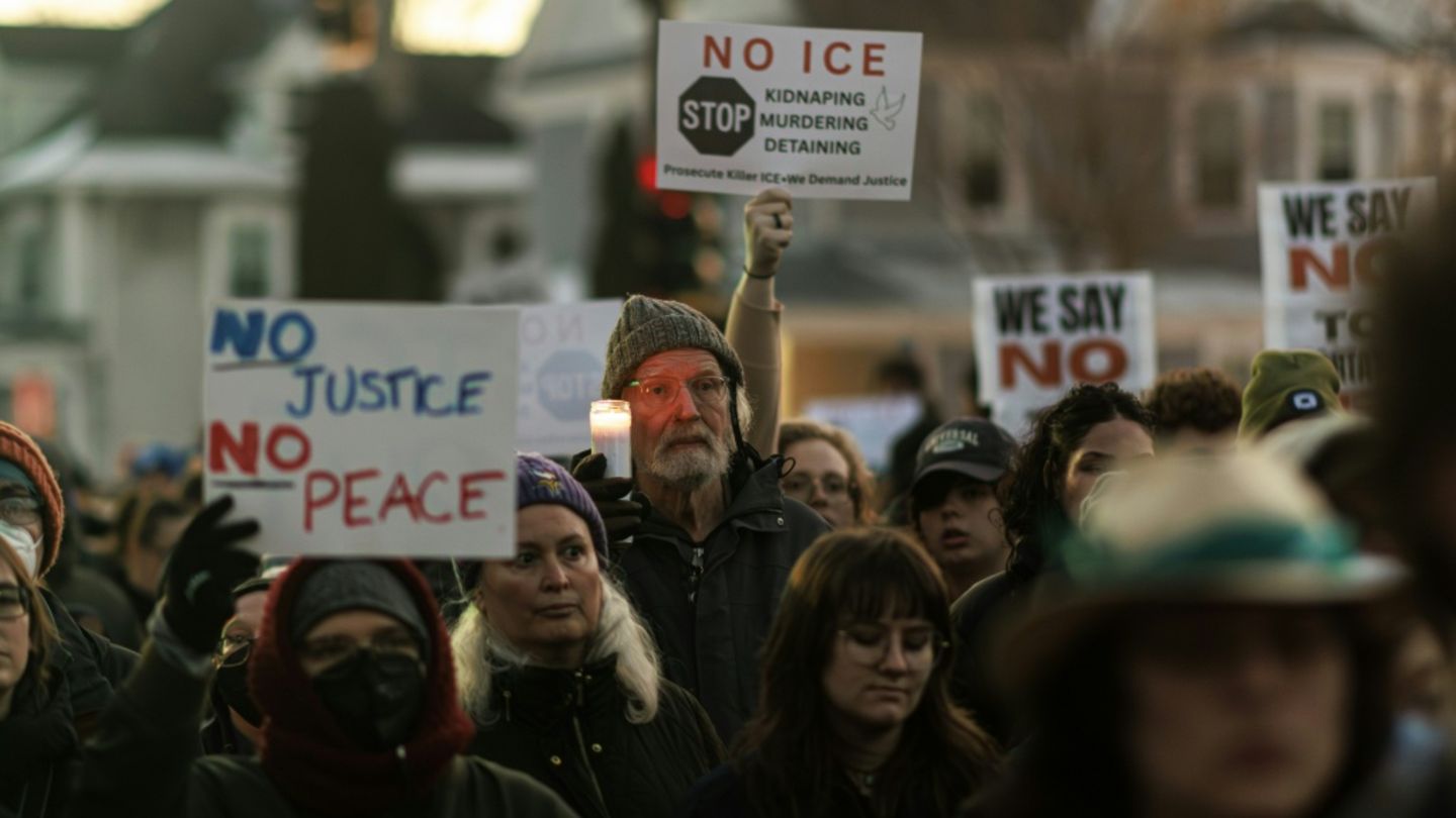 Protest gegen die Einwanderungsbehörde ICE in Minneapolis