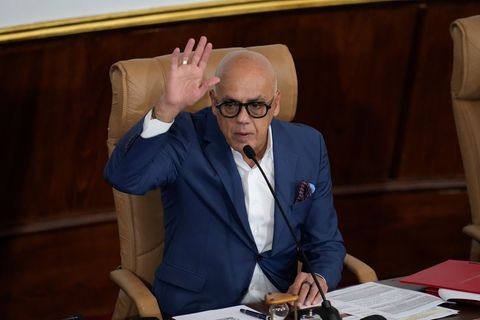 Details zur Freilassung der Häftlinge nannte Parlamentspräsident Jorge Rodríguez nicht. Foto: Matias Delacroix/AP/dpa