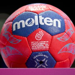 Der Thüringer HC verliert am Saisonende eine seiner wichtigsten Spielerinnen. (Symbolbild) Foto: Marijan Murat/dpa