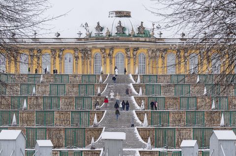 Parkanlagen und Schlösser in Brandenburg und Berlin bleiben am Freitag geschlossen. Foto: Georg Moritz/dpa