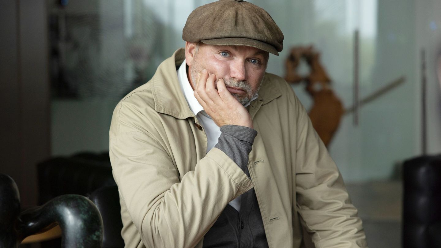 Inspektor "Schiffi" Sifkovits (Thomas Stipsits) glaubt bei dem toten Winzer nicht an einen tragischen Unfall.