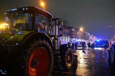 Auch an der Grenze zwischen Frankreich und Belgien protestierten Landwirte gegen den Mercosur-Handelsdeal. Foto: Emma Da Silva/A