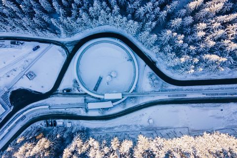 Auf der Rennschlitten- und Bobahn Altenberg finden in der kommenden Woche Weltcups im Bob und Skeleton statt (Archivbild) Foto: