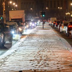 Eine Bürgerinitiative will den Autoverkehr innerhalb des Berliner S-Bahn-Rings radikal reduzieren. Foto: Soeren Stache/dpa