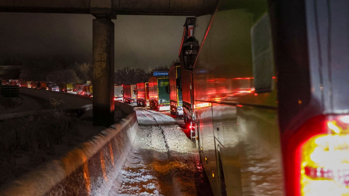 So sah es am Morgen auf den Autobahnen in Osthessen aus. Foto: Rene Kunze/OSTHESSEN|NEWS/dpa
