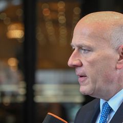 Berlins Berlins Regierender Bürgermeister (CDU) soll vor dem Innenausschuss im Landesparlament Stellung nehmen. (CDU) Foto: Jens