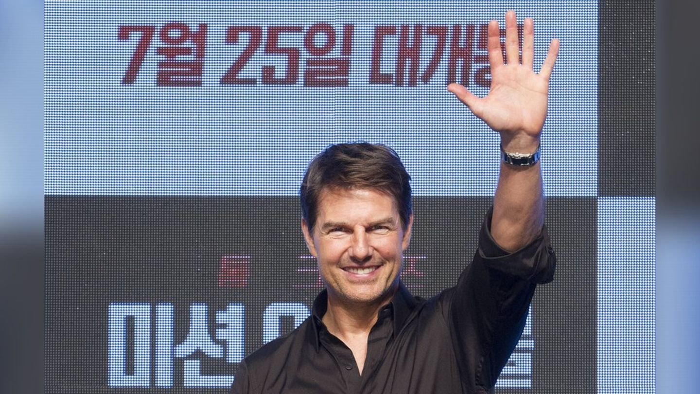 Tom Cruise griff am "Star Wars"-Set kurzerhand zur Kamera.