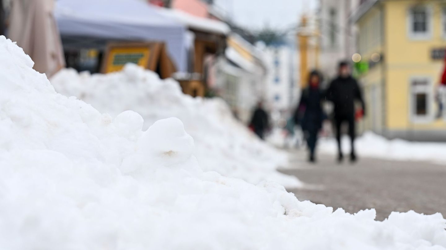 Aus Sicherheitsgründen schließen einige Städte die Sporthallen. Foto: Hendrik Schmidt/dpa