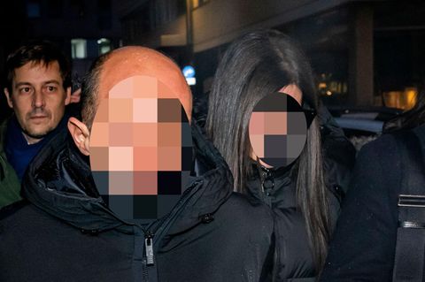 Crans-Montana: Jacques Moretti (l.) und seine Ehefrau Jessica