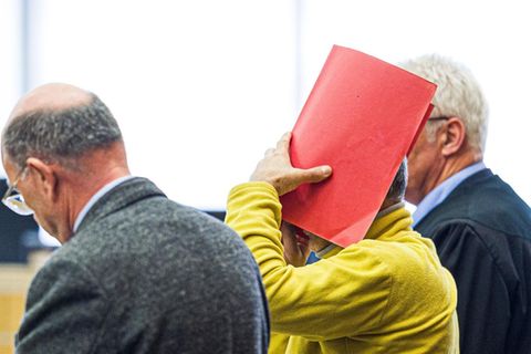 Der Mörder zündete seine Frau mit einem Gemisch aus Benzin und flüssigem Grillanzünder an