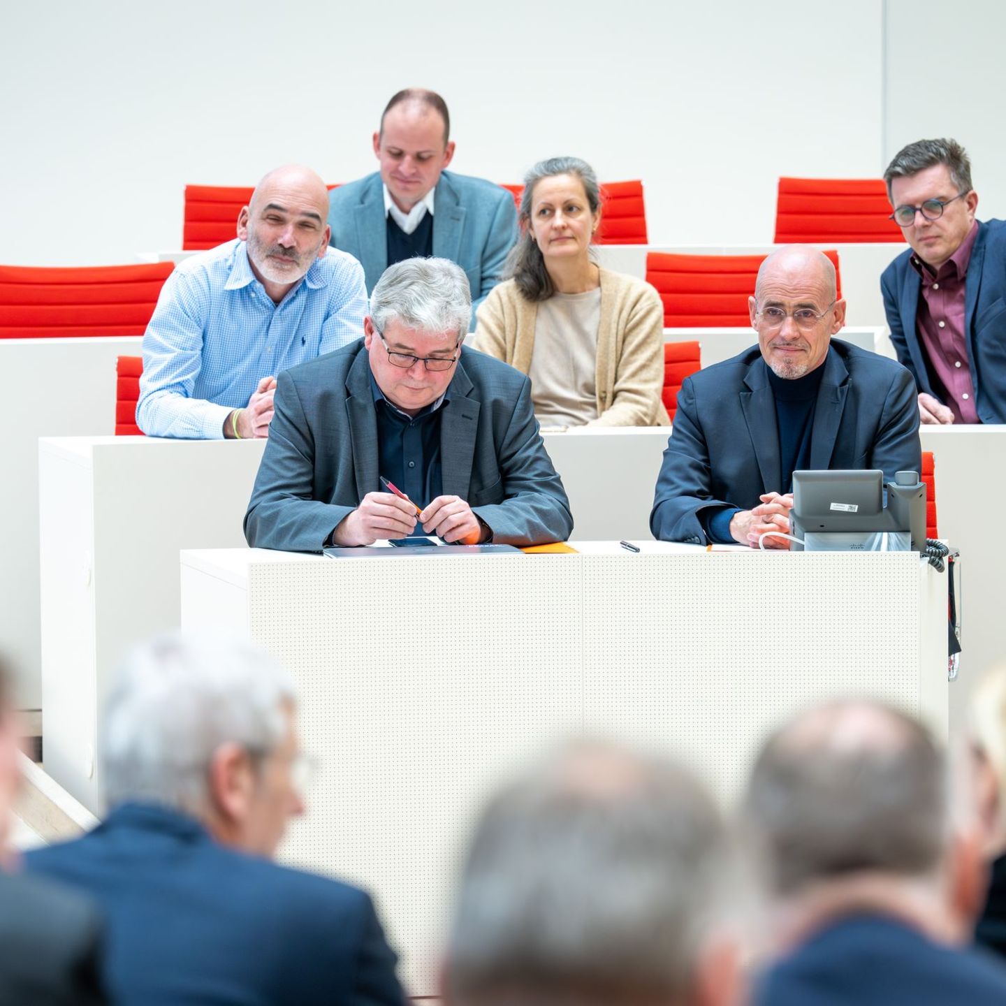 Die BSW-Landtagsfraktion hat nach dem Bruch der SPD/BSW-Koalition mit der AfD für eine Neuwahl gestimmt - der AfD-Antrag scheite