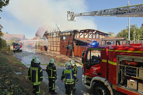 Nicht überall können die Feuerwehren im Harz auf ausreichend Löschwasser zurückgreifen. (Archivbild) Foto: Matthias Bein/dpa