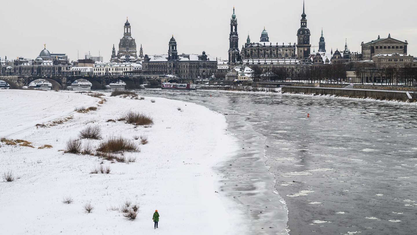 Winterwetter hat Sachsen weiter fest im Griff. (Archivbild) Foto: Robert Michael/dpa