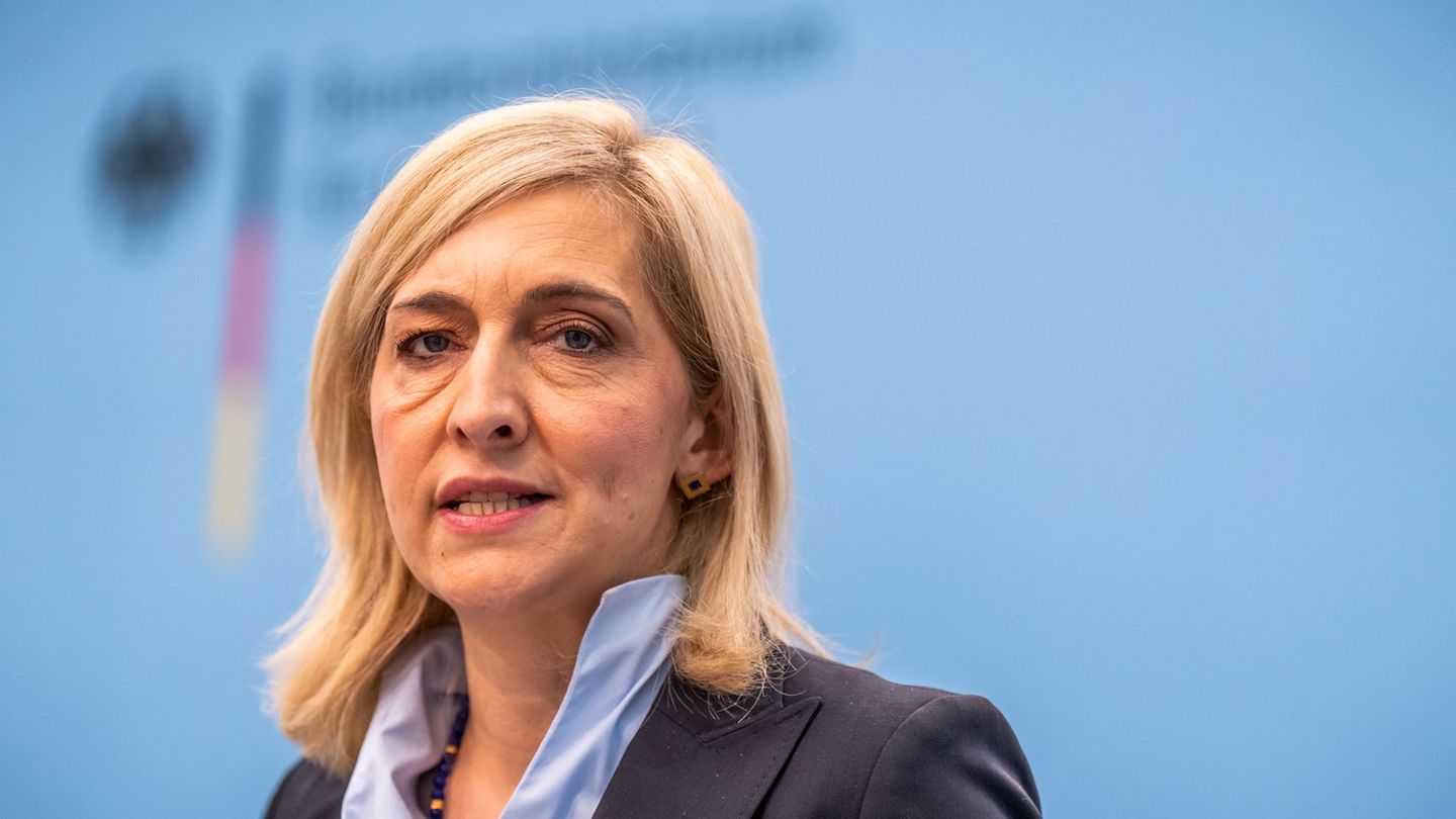 Gesundheit: Warken weist Vorwürfe von US-Minister scharf zurück