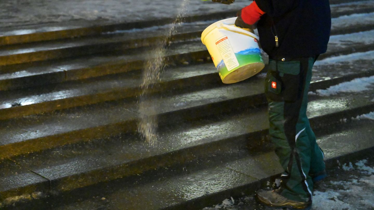 Wetter-Winterwetter-sorgt-f-r-Unf-lle-Glatteis-Warnung-f-r-Montag