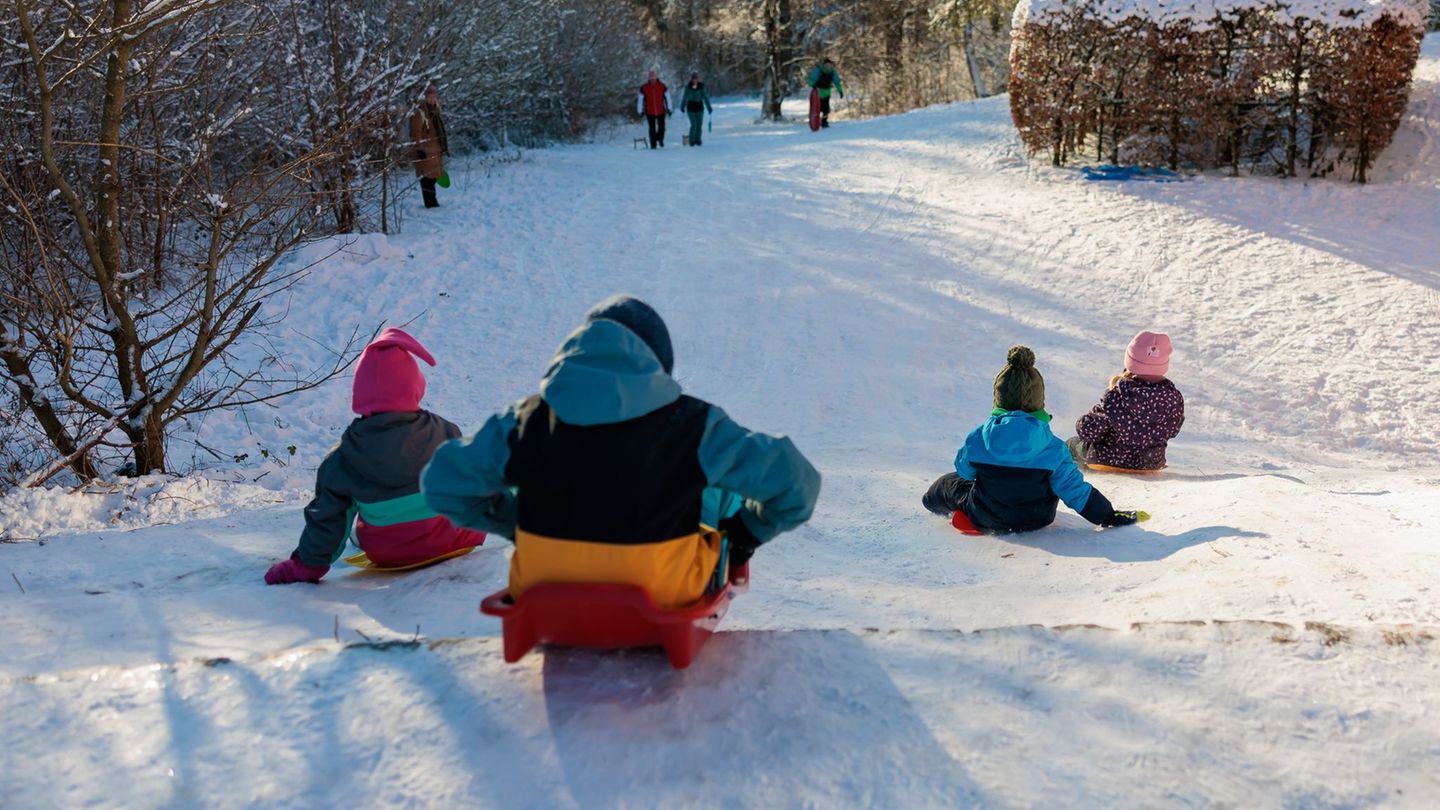Wetter-Spa-im-Schnee-und-t-dliche-Gl-tte-in-Hessen