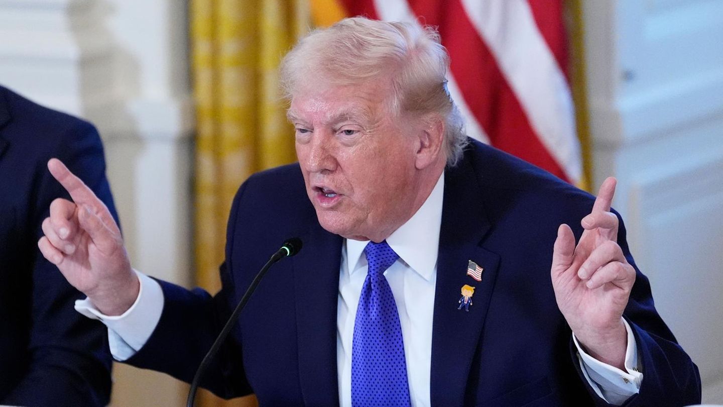 US-Präsident Donald Trump empfiehlt Kuba "dringend einen Deal zu machen"