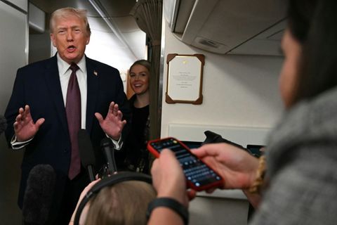 Trump: USA erwägen "einige sehr drastische Optionen" nach Berichten über Gewalt im Iran