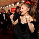 Golden Globes: Ariana Grande auf der Party