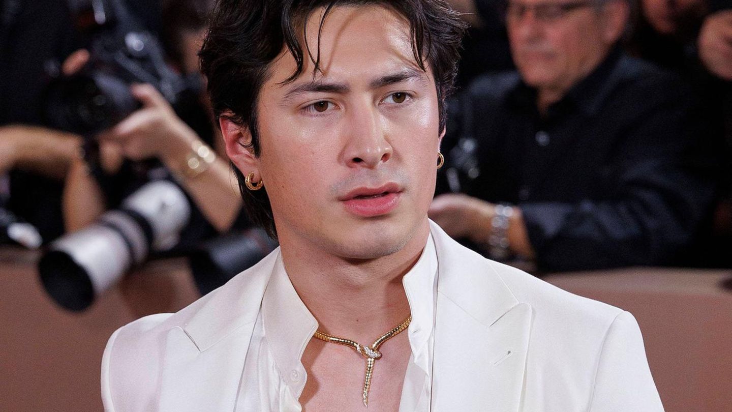 Golden Globes Hudson Williams