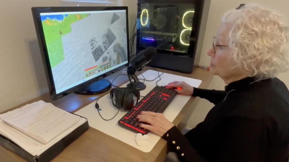 Oma startet Streamingkanal