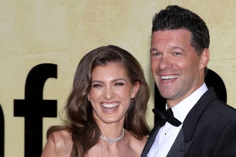 Im Mai 2025 posierten Sophia Schneiderhan und Michael Ballack bei der amfAR Gala in Cannes lachend für die Fotografen.