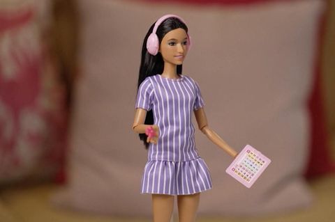 Barbiepuppe mit Autismus