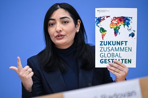 Deutschland will seine Entwicklungszusammenarbeit künftig auf ärmste Länder konzentrieren. Foto: Britta Pedersen/dpa