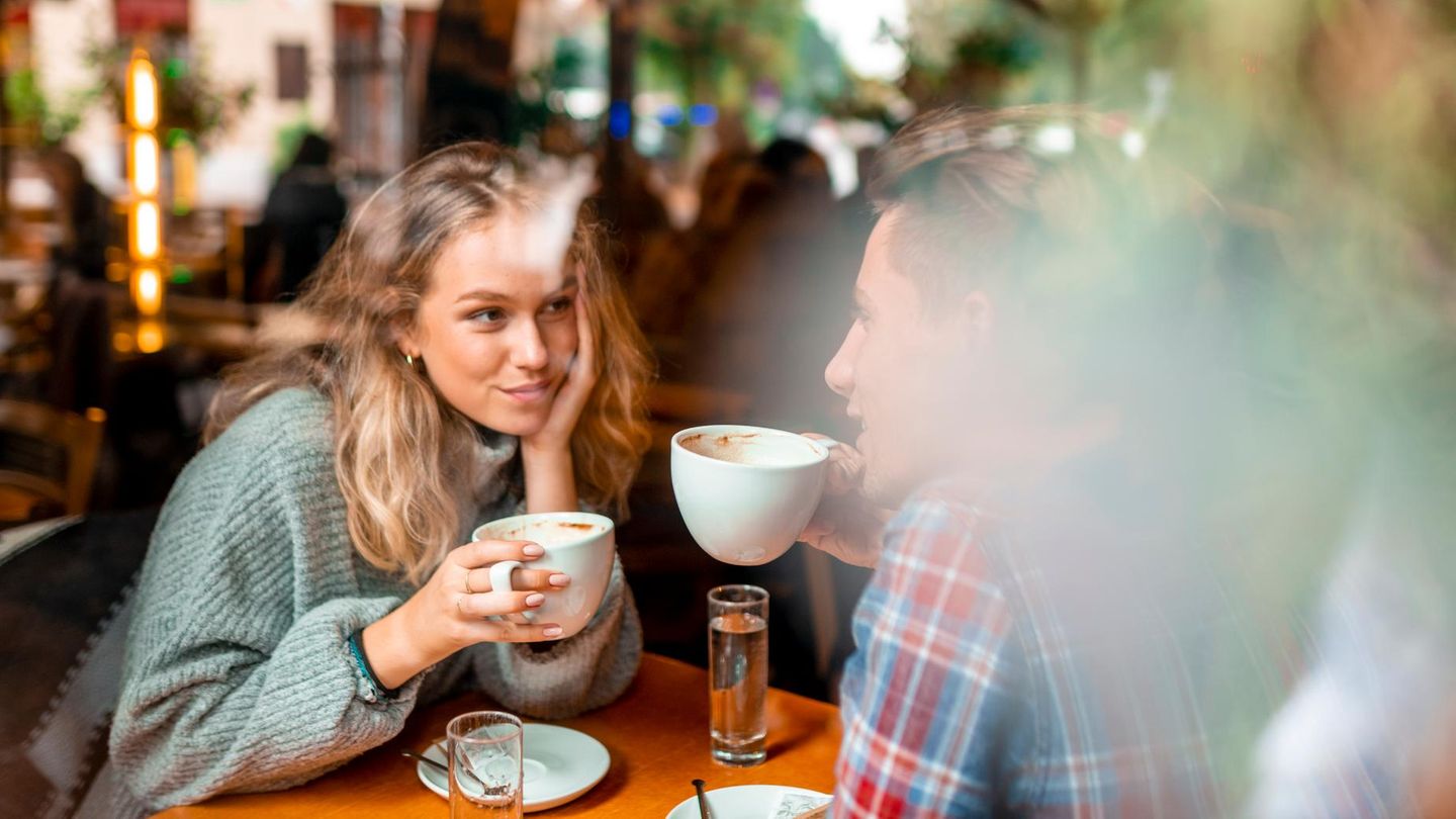 Erstes Date: Ein gemeinsamer Kaffee